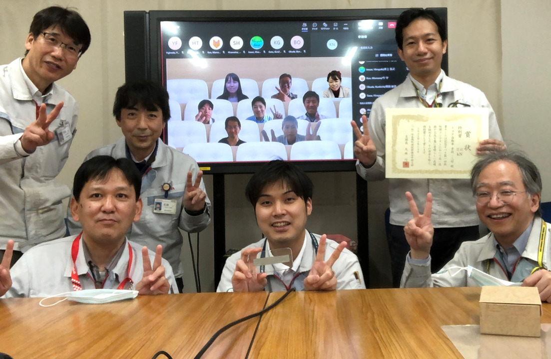 Netsukon1_Toyota.jpg